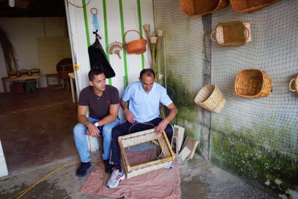 Filandia la Colina de Artesanos y Canastos 8