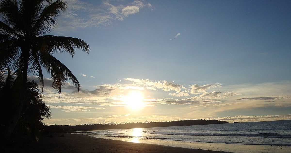 Bahia aguacate y playa soledad